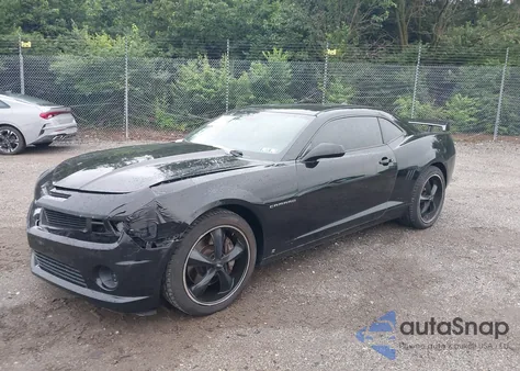 2010 Chevrolet Camaro 2Ss from USA, damaged, VIN 2G1FT1EW1A9138442